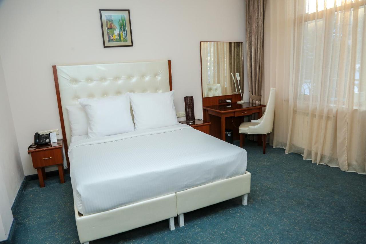 Kecharis Hotel And Resort Цахкадзор Экстерьер фото